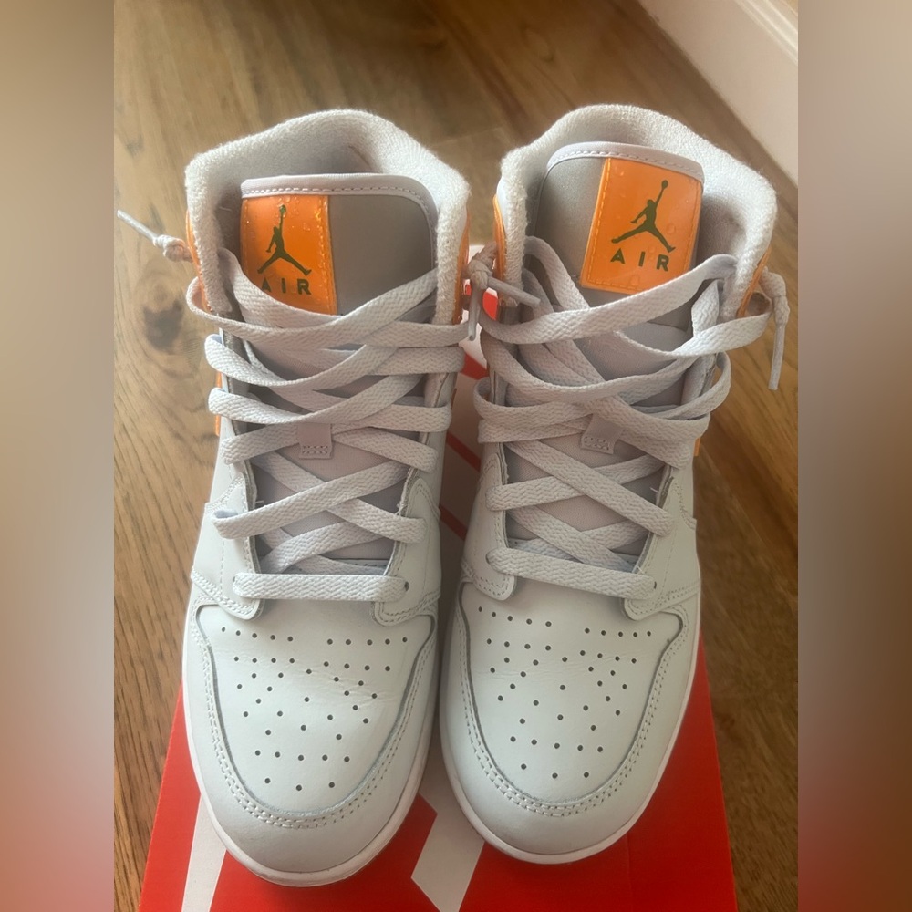 Nike - Jordan Boy Sneakers - Size 6.5